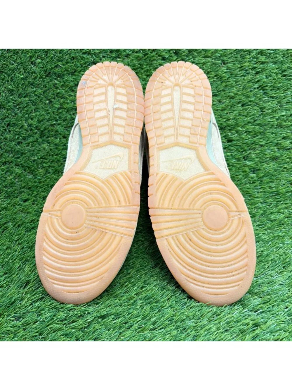 Nike SB Dunk Low Pro Mens Size 7.5 Beige Athletic Walking Leather Shoes Sneakers_6